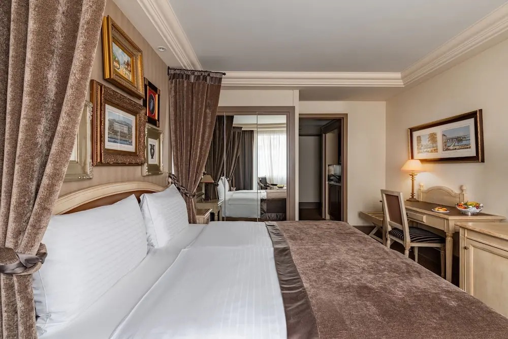 هتل رویال مونت